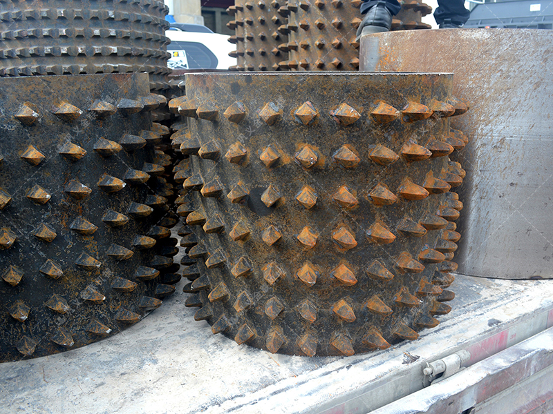 狼牙齒輥破碎機如何實現焦炭'大塊進，勻粒出'的理想轉化？